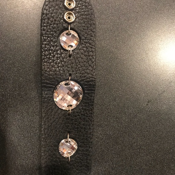 Handmade cuff! AMAZING - Picture 2 of 8